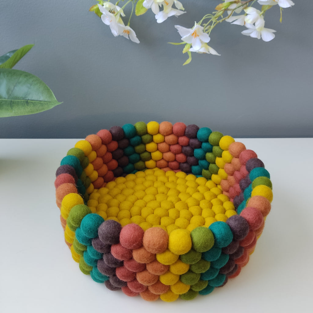 Panier en feutre laine mérinos Automne Lumineux – terracotta, moutarde, cacao et vert mousse – CELAINEDECO