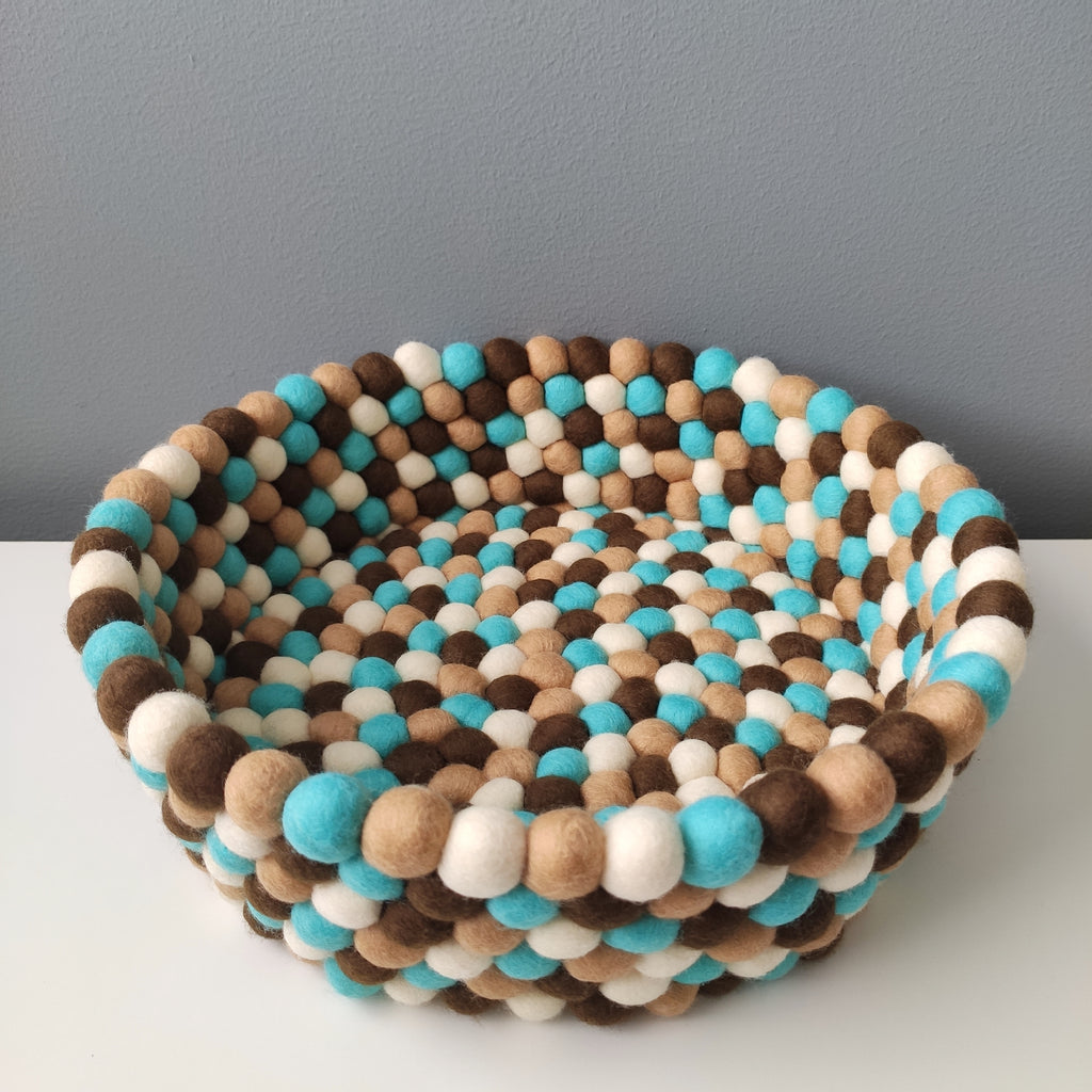 Panier en feutre Sable & Lagon, vue de dessus – motif mélange aléatoire en laine mérinos – CELAINEDECO