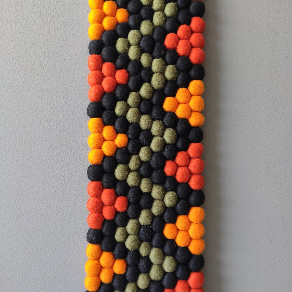 Tapisserie murale Masaï – détail zigzag tribal laine Mérinos 15 × 69 cm format élancé – CELAINEDECO